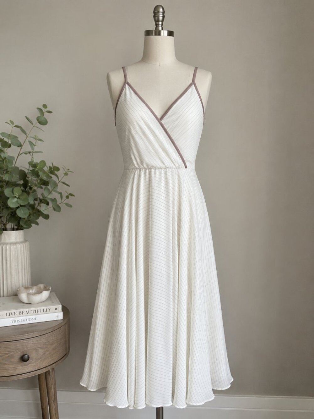 Vintage Aline Marelle Womens Size 6 White Pinstripe A-Line Spaghetti Strap Dress